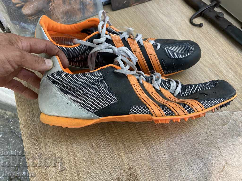 10618. ADIDAS 52 și două treimi din adidași noi neutilizați cu preț 35.00 BGN | € 17.90 10618. ADIDAS 52 și două treimi din adidași noi neutilizați cu preț 35.00 BGN | € 17.90