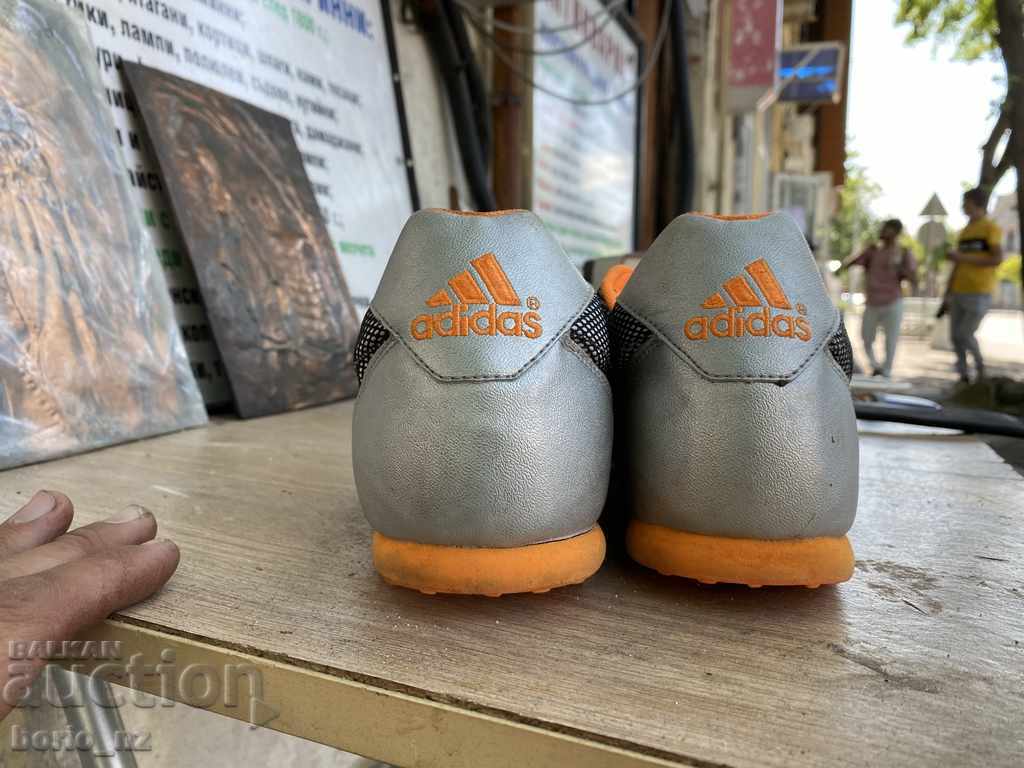 10618. ADIDAS 52 și două treimi din adidași noi neutilizați - 6 10618. ADIDAS 52 și două treimi din adidași noi neutilizați - 6