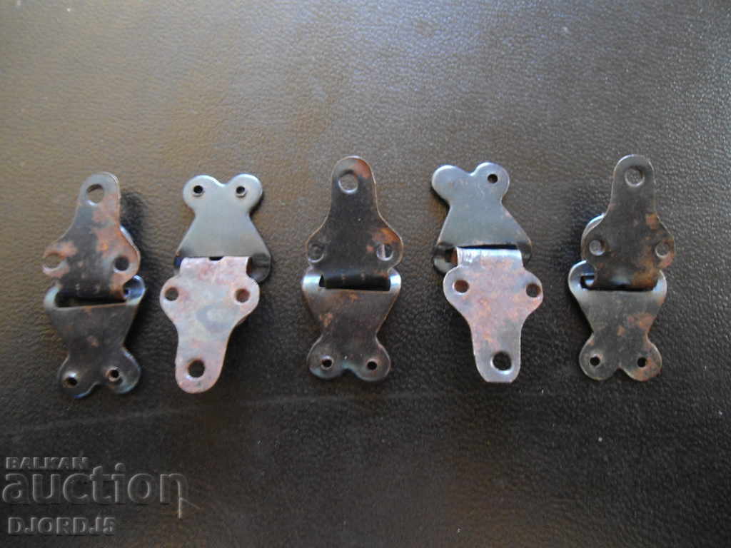 Delivery of Old metal buttons, clasps Delivery of Old metal buttons, clasps