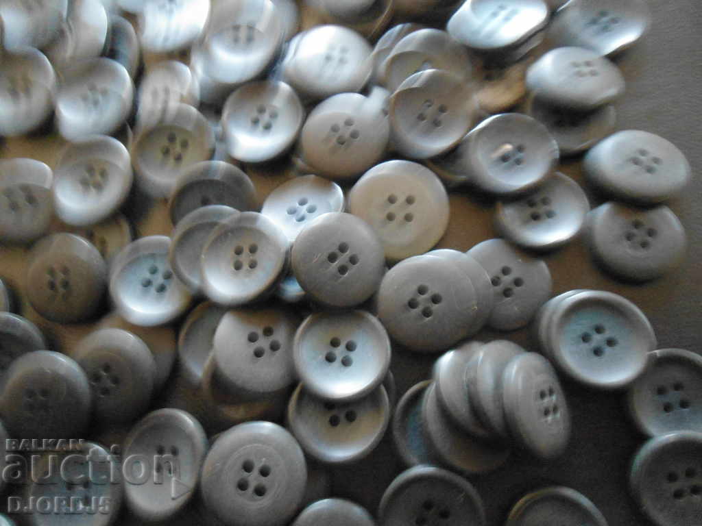 Παράδοση Παλιά μεγάλα κουμπιά 155 τεμάχια Παράδοση Παλιά μεγάλα κουμπιά 155 τεμάχια