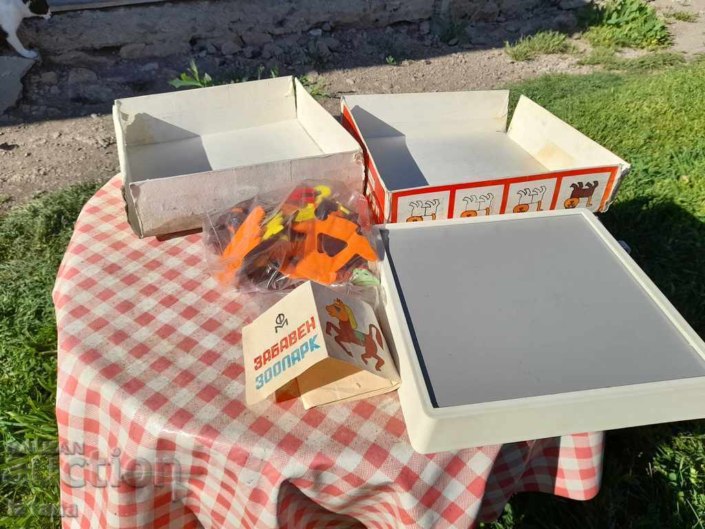 Joc vechi pentru copii Grădina Zoologică Distractivă cu preț 33.00 BGN | € 16.87 Joc vechi pentru copii Grădina Zoologică Distractivă cu preț 33.00 BGN | € 16.87