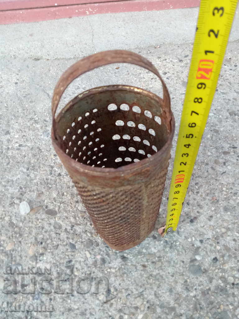 Auction Old grater Auction Old grater