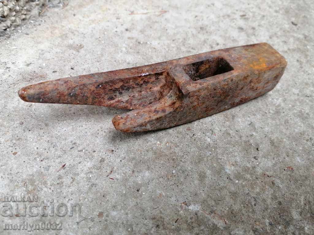 Auction Old carpenter's hammer, tool, pickaxe Auction Old carpenter's hammer, tool, pickaxe