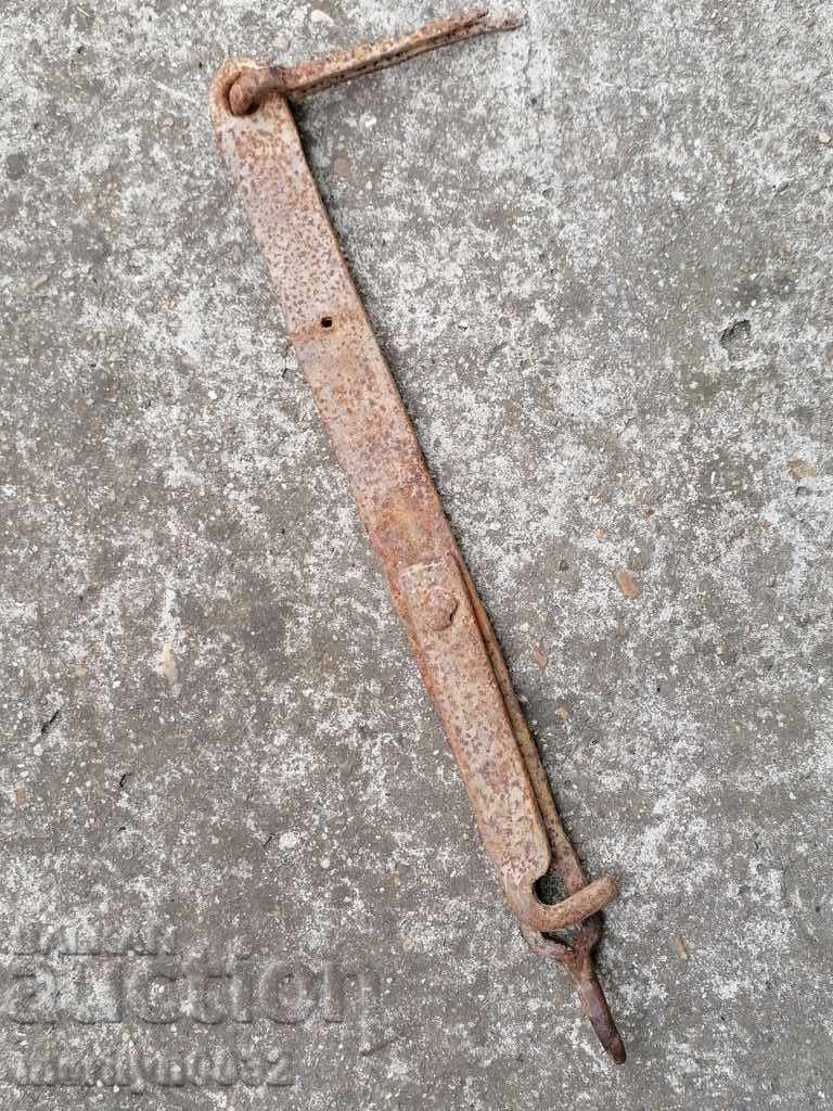 Old locking hook lock hook wrought iron latch - 7 Old locking hook lock hook wrought iron latch - 7