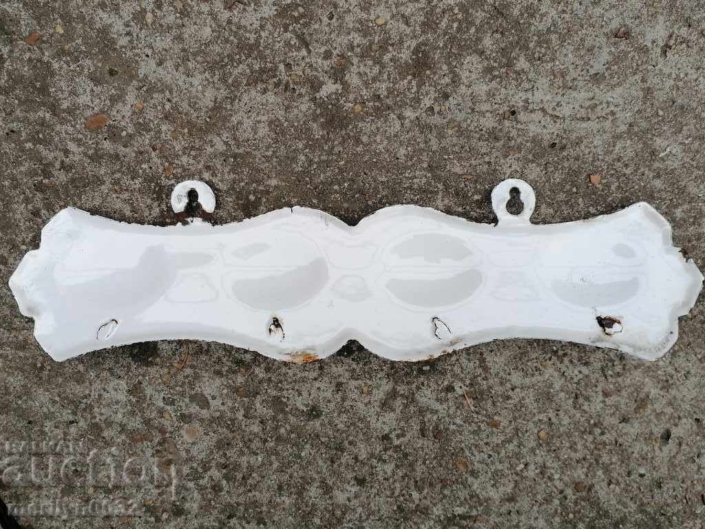 Παράδοση Εμαγιέ κρεμάστρα από την εποχή του σοσιαλισμού, εμαγιέ Παράδοση Εμαγιέ κρεμάστρα από την εποχή του σοσιαλισμού, εμαγιέ