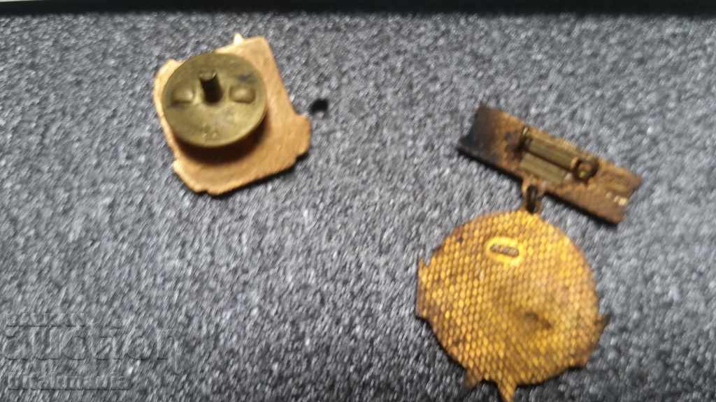 Auction Two old badges - read the auction carefully Auction Two old badges - read the auction carefully