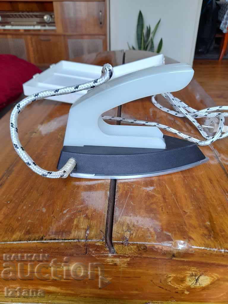 Old Cast Iron Rostov - 6 Old Cast Iron Rostov - 6