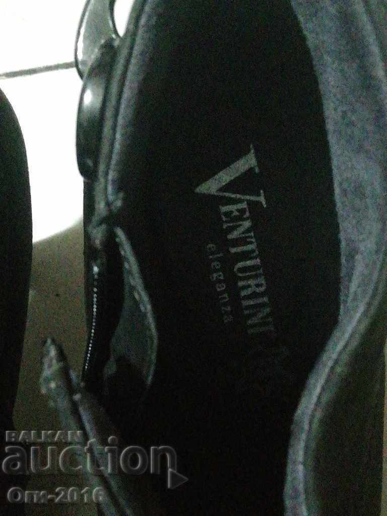 Ghete pentru dama VENTURINI elegante cu preț 18.00 BGN | € 9.20