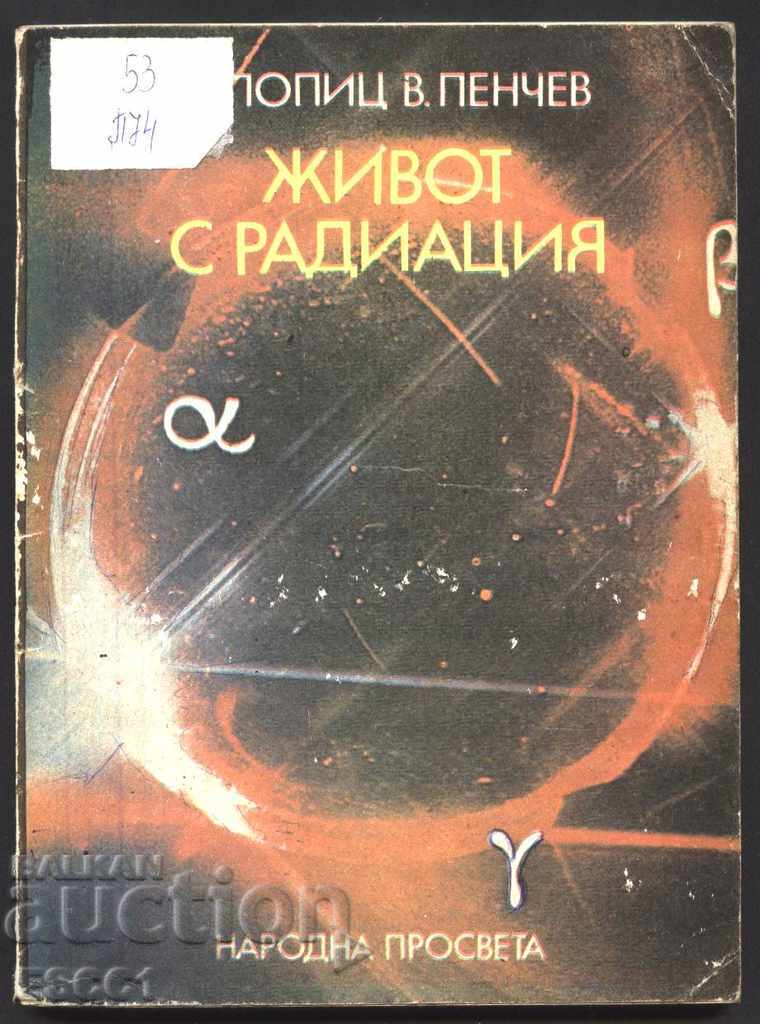 carte Viața cu radiații de Robert Popitz și Vladimir Penchev