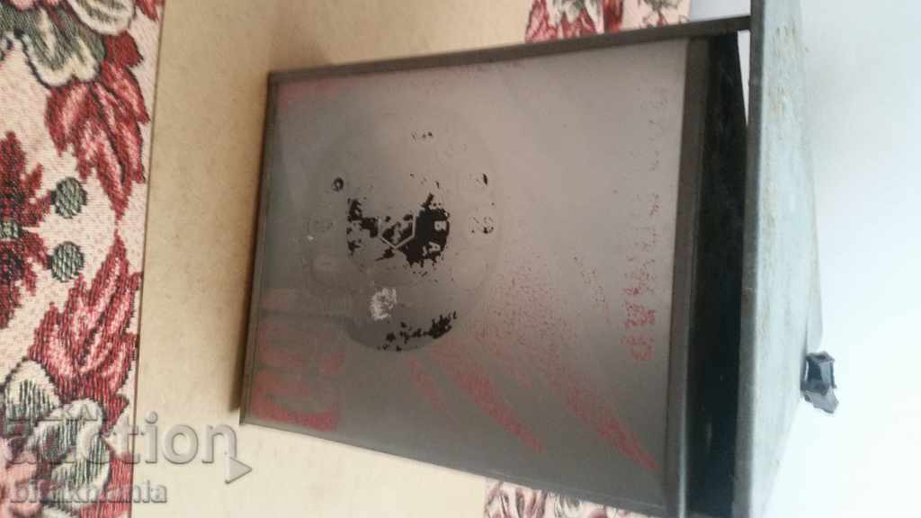 Παλιά μεταλλική φωτεινή πινακίδα - διαβάστε προσεκτικά τη δημοπρασία με τιμή 24.99 BGN | € 12.78