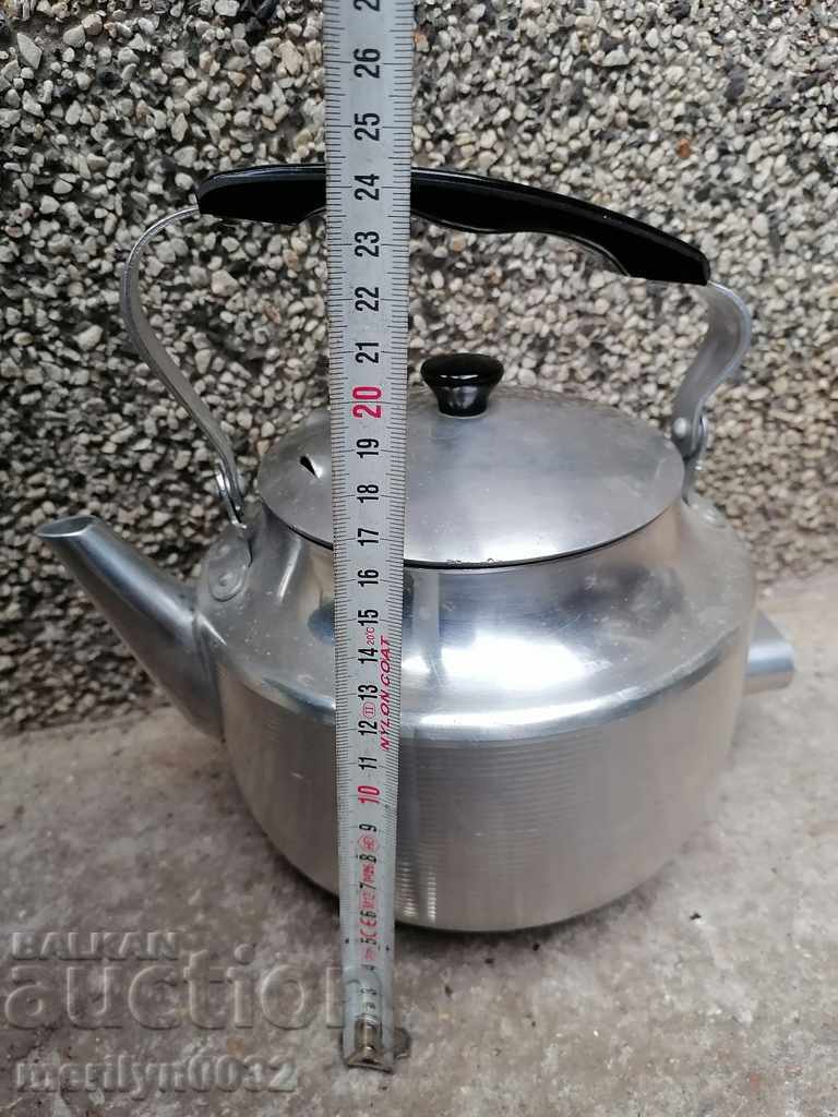 Delivery of Old electric kettle with bakelite handle USSR 2 liters Delivery of Old electric kettle with bakelite handle USSR 2 liters