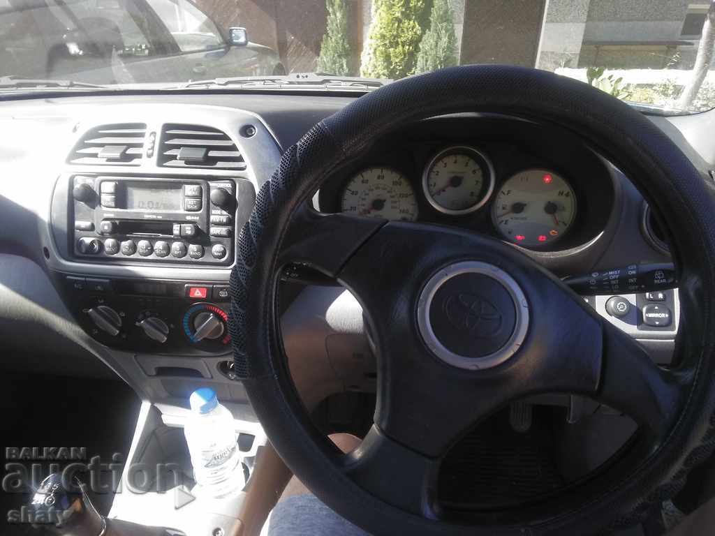 Jeep Toyota RAV 4 1.8 i - 5 Jeep Toyota RAV 4 1.8 i - 5