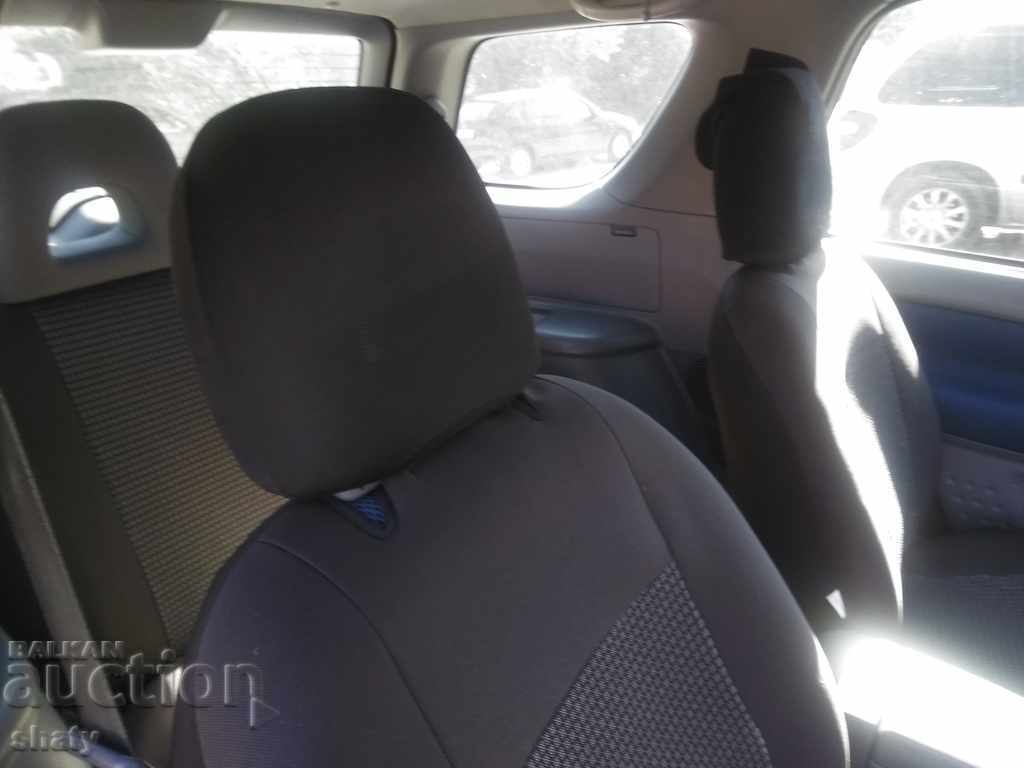 Jeep Toyota RAV 4 1.8 i - 6 Jeep Toyota RAV 4 1.8 i - 6