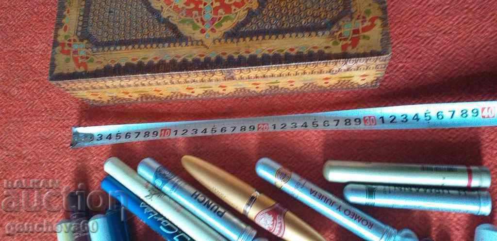 Collection of cigars in an old wooden, pyrography box - 7 Collection of cigars in an old wooden, pyrography box - 7
