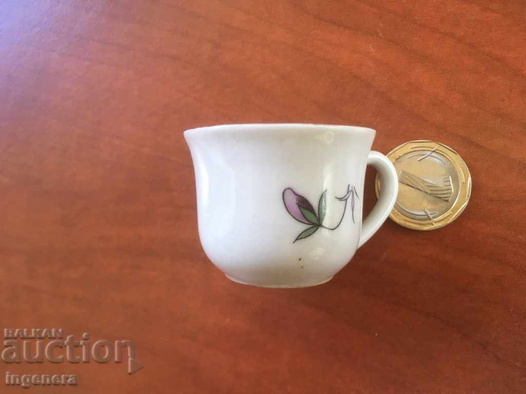 CUPĂ DE STICLĂ PORȚEL BULGARIA DE LA BRANDY SOCA - 5 CUPĂ DE STICLĂ PORȚEL BULGARIA DE LA BRANDY SOCA - 5