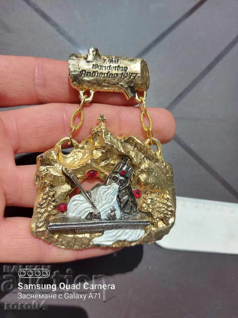 GERMAN MEDAL - 132 GRAMS - 5 GERMAN MEDAL - 132 GRAMS - 5