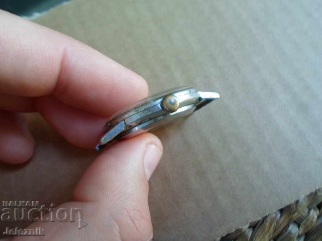 majki chasovnik raketa,cal 2609.na-ne raboti with price 14.90 BGN | € 7.62 majki chasovnik raketa,cal 2609.na-ne raboti with price 14.90 BGN | € 7.62