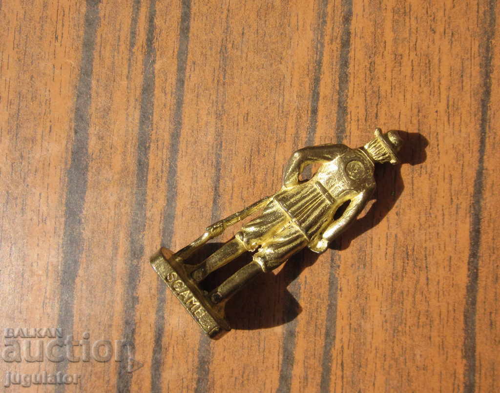 Delivery of lead soldier BILLY THE KID toy from egg kinder kinder Delivery of lead soldier BILLY THE KID toy from egg kinder kinder