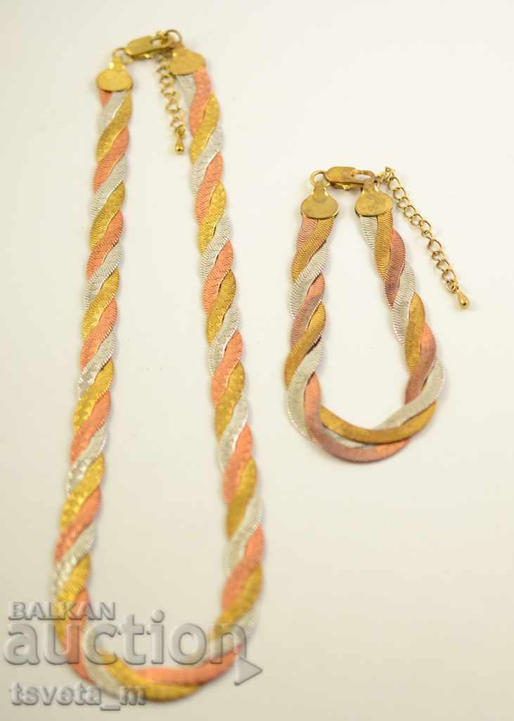 Set necklace and bracelet with price 6.00 BGN | € 3.07 Set necklace and bracelet with price 6.00 BGN | € 3.07