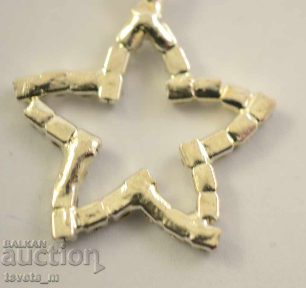 Licitație Colier cu medalion