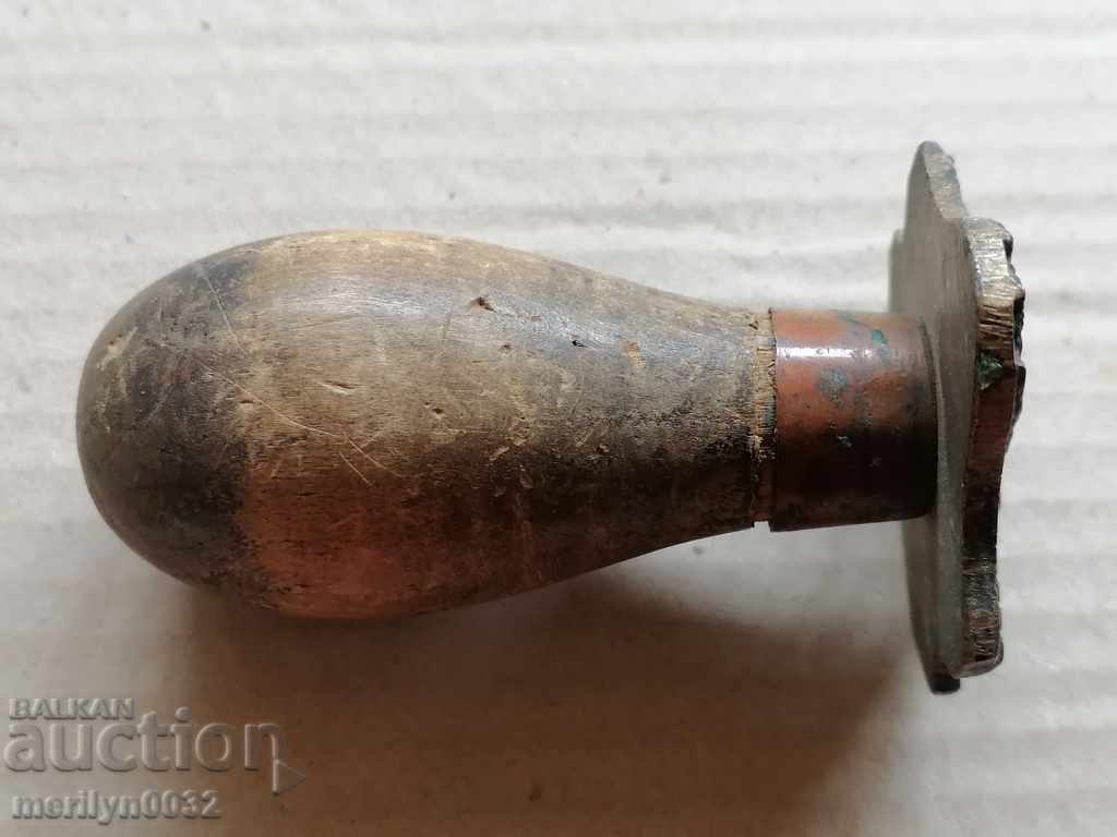 Bronze seal Principality B-ya Telishko School Board with price 90.50 BGN | € 46.27 Bronze seal Principality B-ya Telishko School Board with price 90.50 BGN | € 46.27