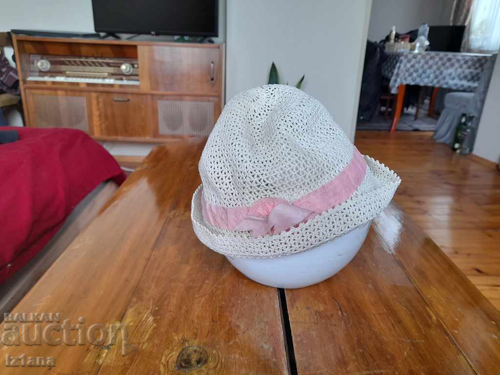 Old knitted hat, hat with price 11.00 BGN | € 5.62