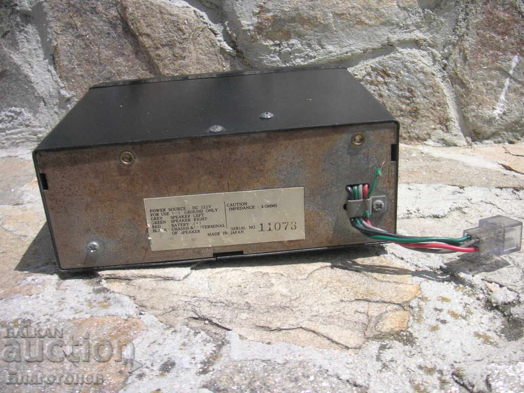 Δημοπρασία Παλιό ιαπωνικό κασετόφωνο αυτοκινήτου Δημοπρασία Παλιό ιαπωνικό κασετόφωνο αυτοκινήτου