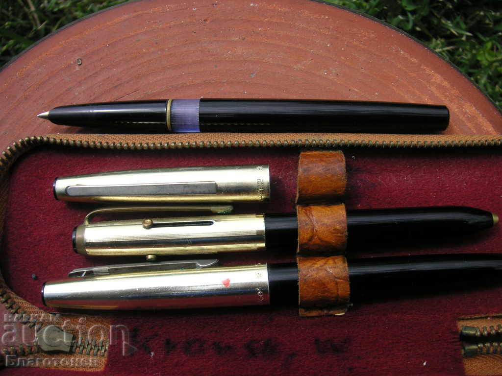Old pens pens with price 70.00 BGN | € 35.79 Old pens pens with price 70.00 BGN | € 35.79