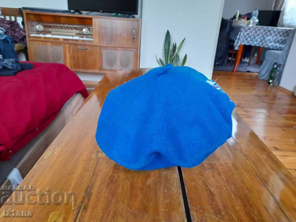 Livrarea Baretă militară veche, pălărie Livrarea Baretă militară veche, pălărie