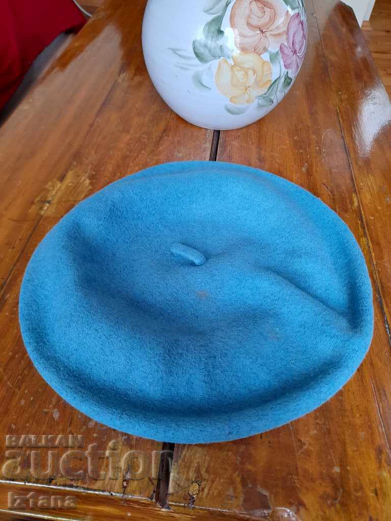 Beretă veche, șapcă - 5 Beretă veche, șapcă - 5