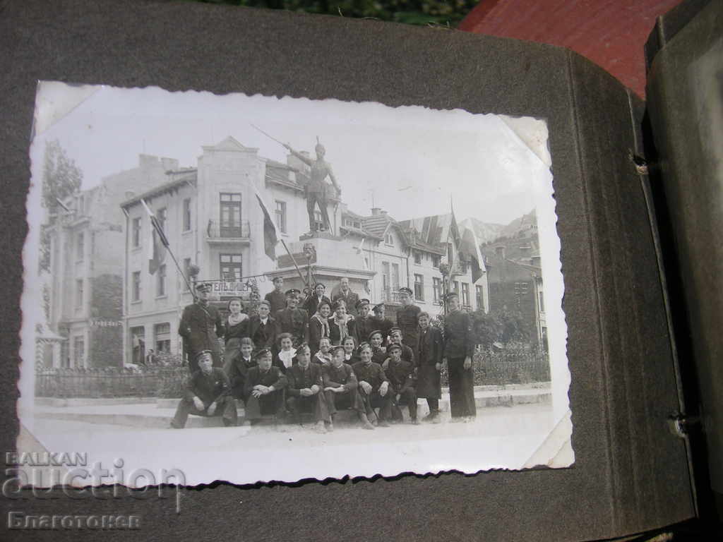 Delivery of Album photos Delivery of Album photos