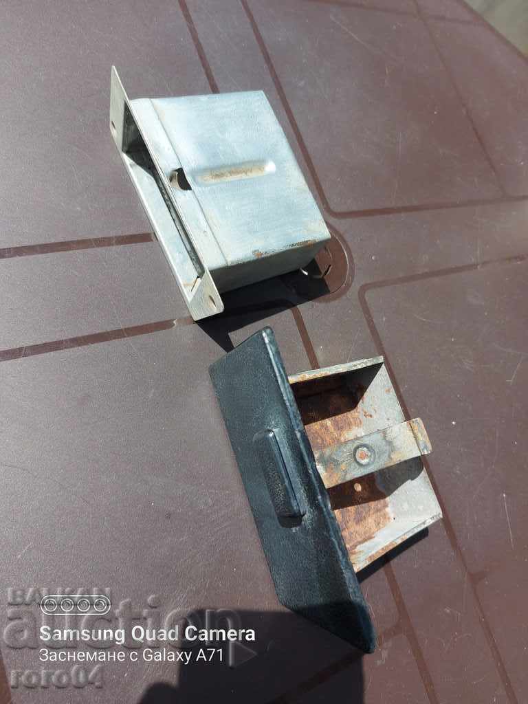 Auction ASHTRAY - RETRO CAR Auction ASHTRAY - RETRO CAR