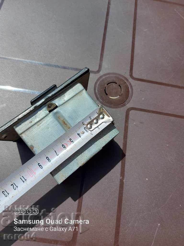 ASHTRAY - RETRO CAR - 6 ASHTRAY - RETRO CAR - 6