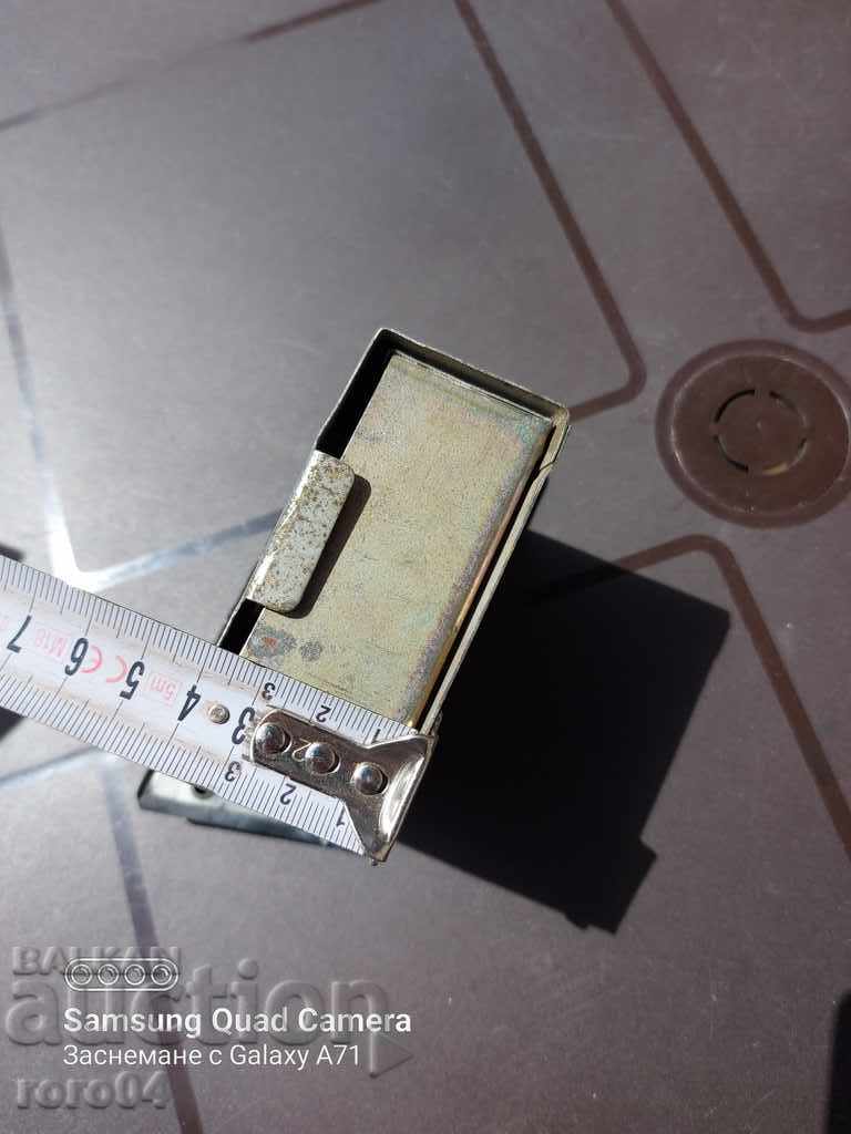 ASHTRAY - RETRO CAR - 7 ASHTRAY - RETRO CAR - 7