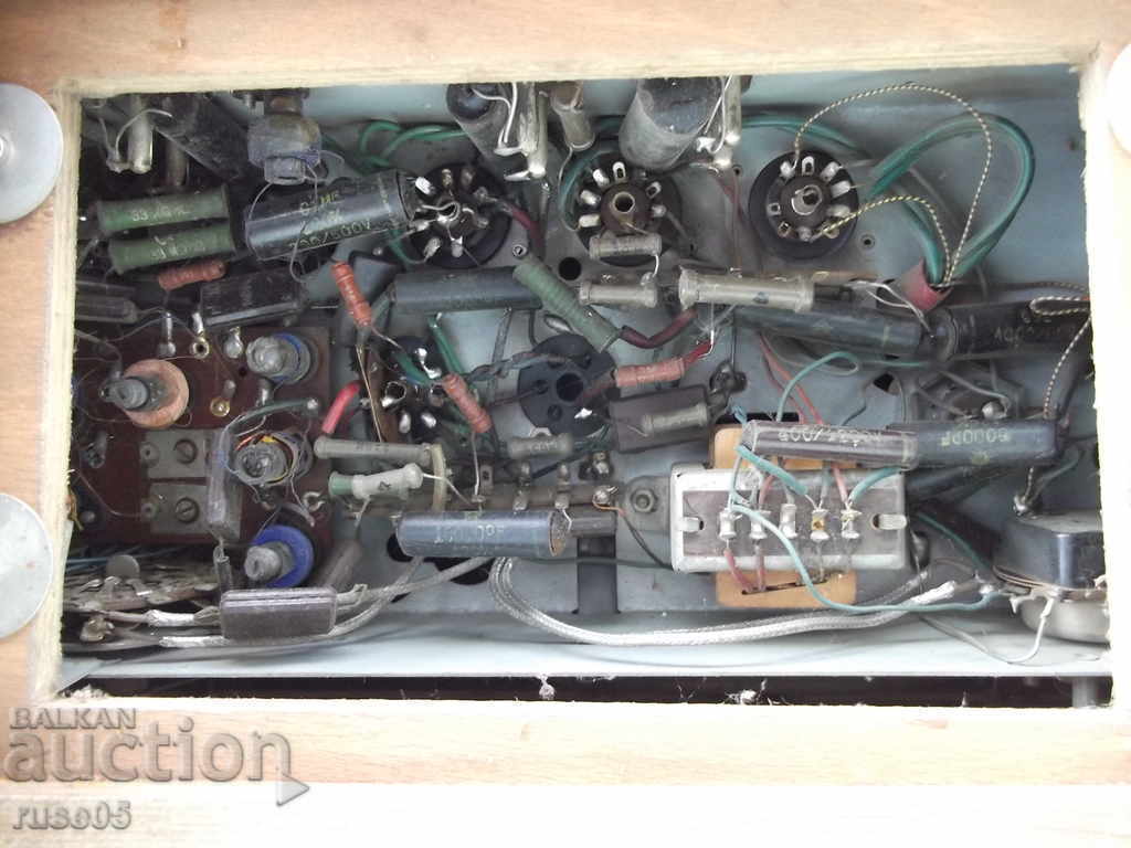 Radio "Hr. Botev - P III 56 - 1" - 1 funcționează - 7