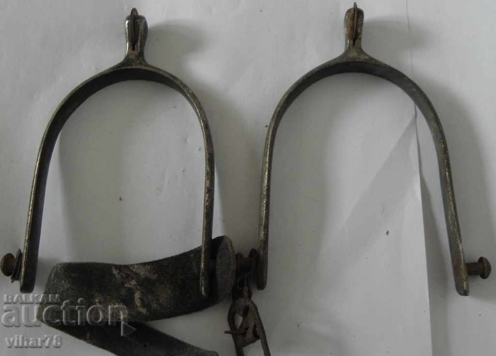 OLD ARMY SPURS
