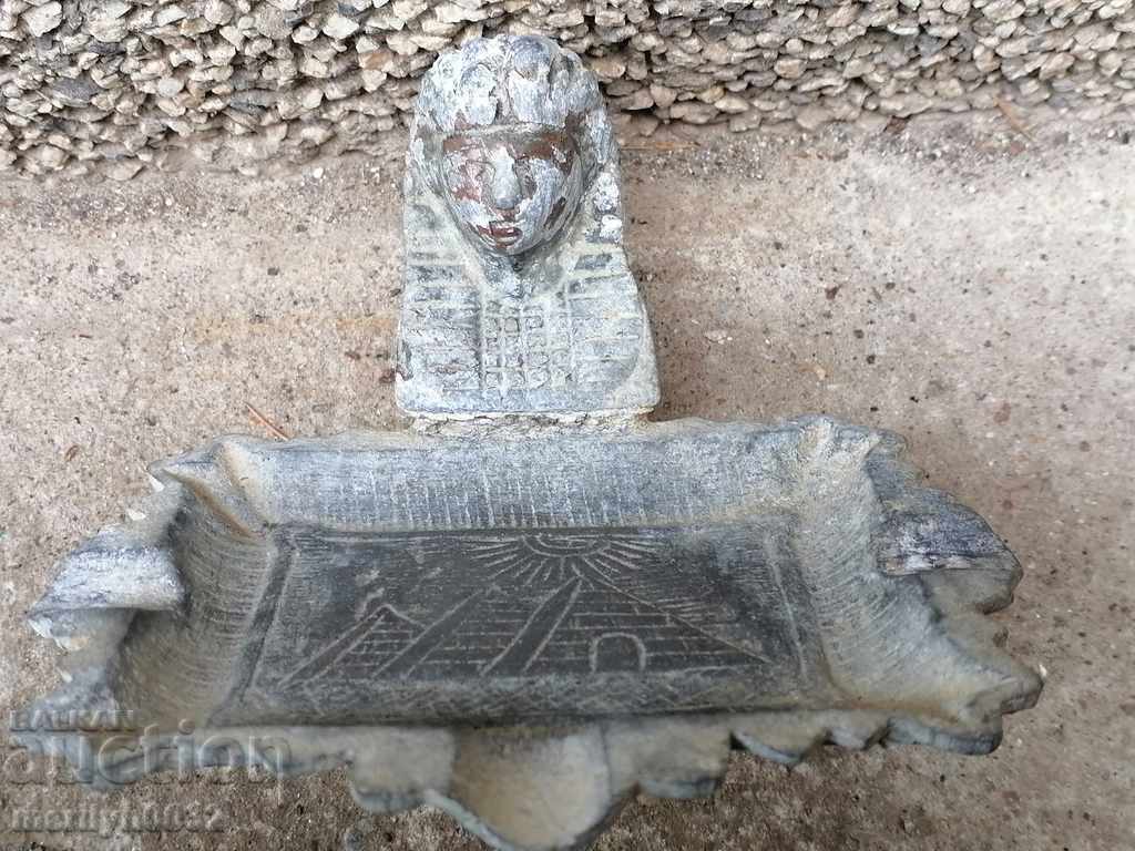 Vechi stil Art Deco scrumieră țigară sfinx, trabuc cu preț 43.00 BGN | € 21.99