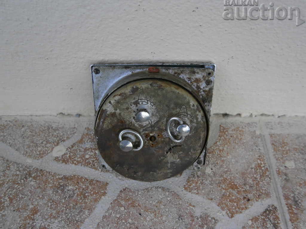 Delivery of clock GLASS Delivery of clock GLASS