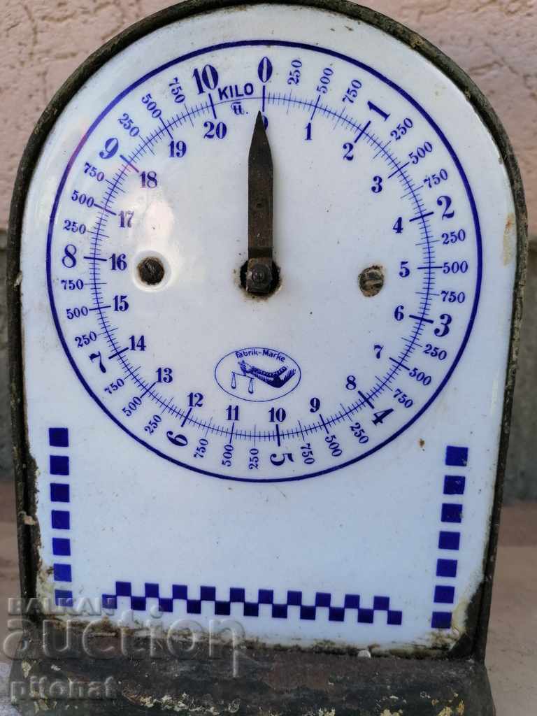 Αντίκα ζυγαριά καντάρι σμάλτο με τιμή € 60.00 | 117.35 BGN