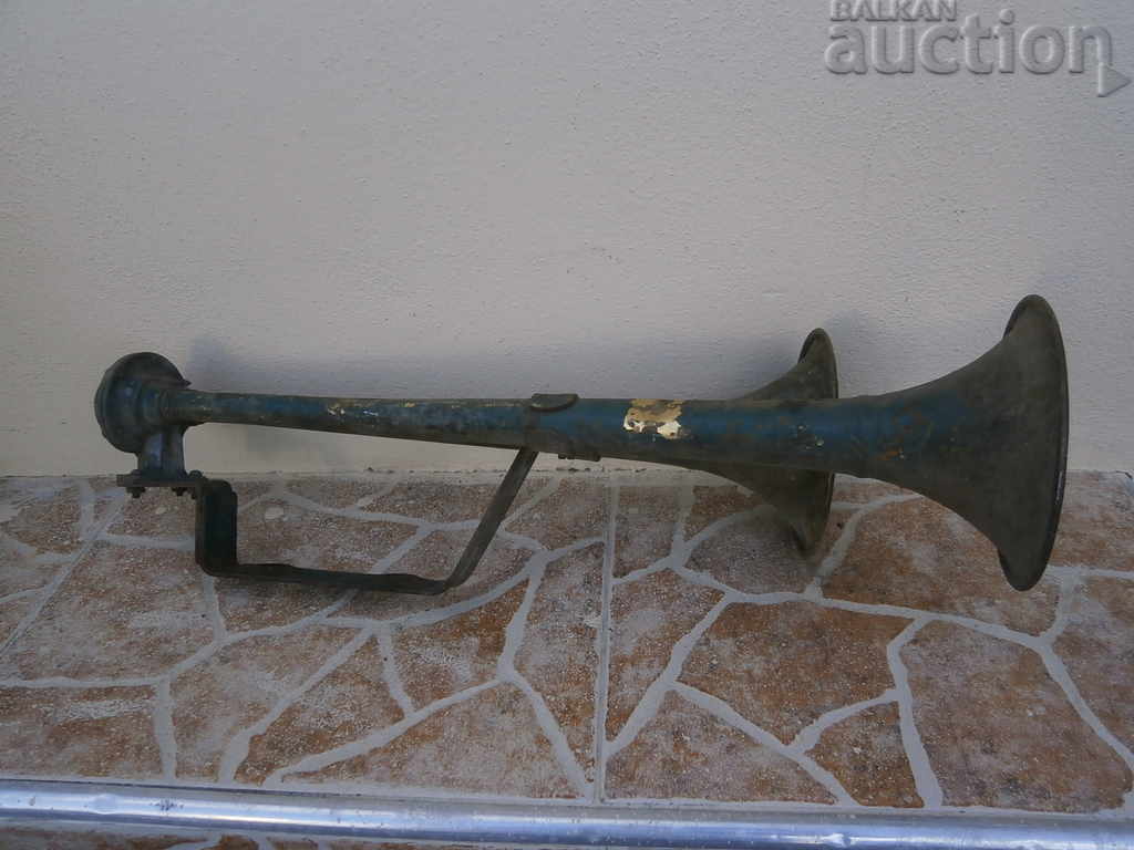 fluier de tromb din bronz antic