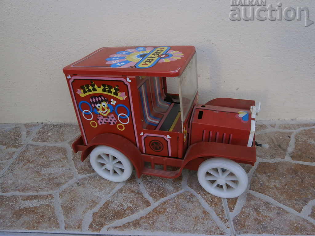 metal toy USSR MADE IN USSR with price 35.00 BGN | € 17.90 metal toy USSR MADE IN USSR with price 35.00 BGN | € 17.90