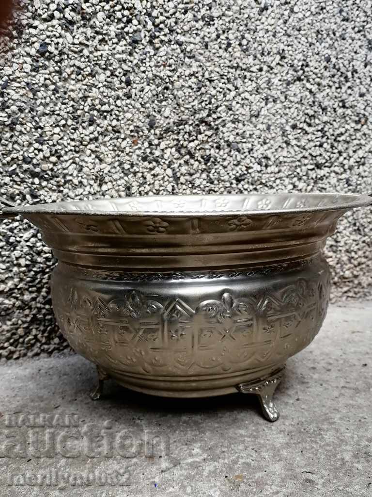 Decorative brass dish fruit bowl basin brazier basket