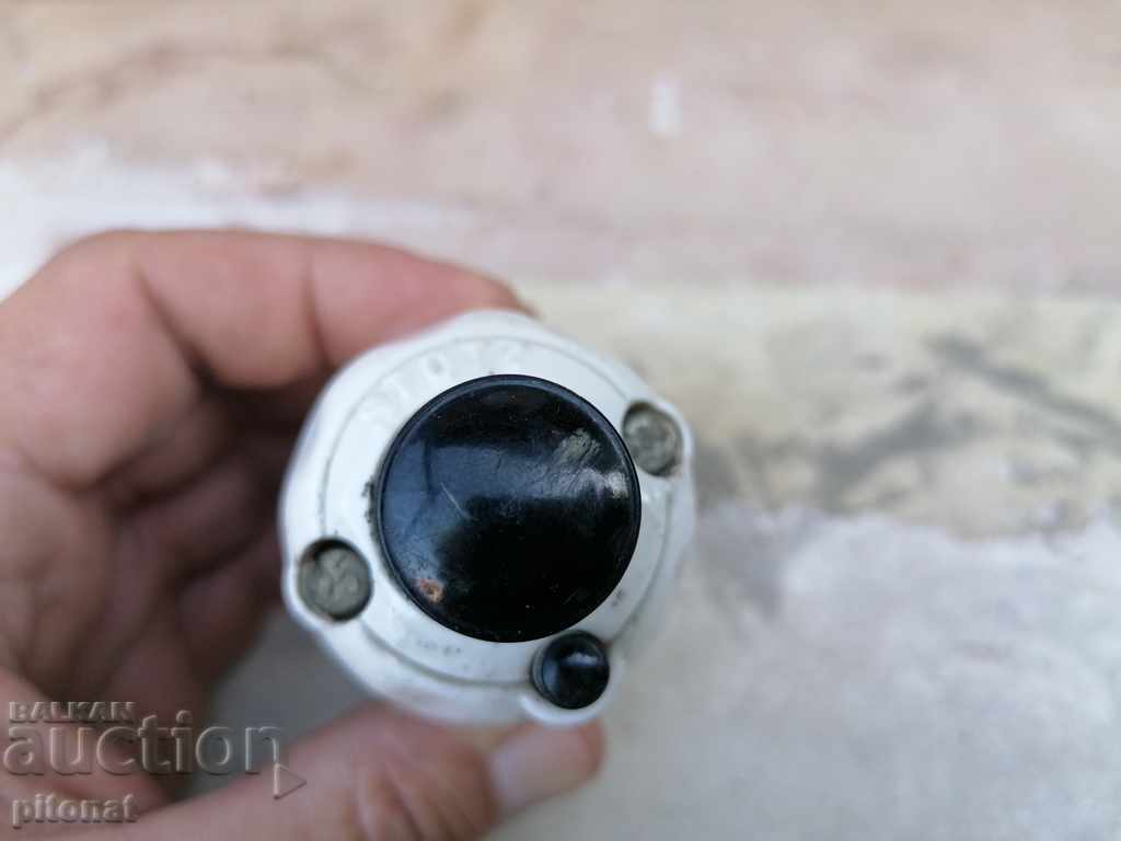 Auction Old porcelain automatic fuse STOTZ Auction Old porcelain automatic fuse STOTZ