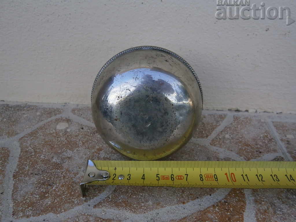 Παράδοση μεταλλικό μικρό δοχείο Παράδοση μεταλλικό μικρό δοχείο