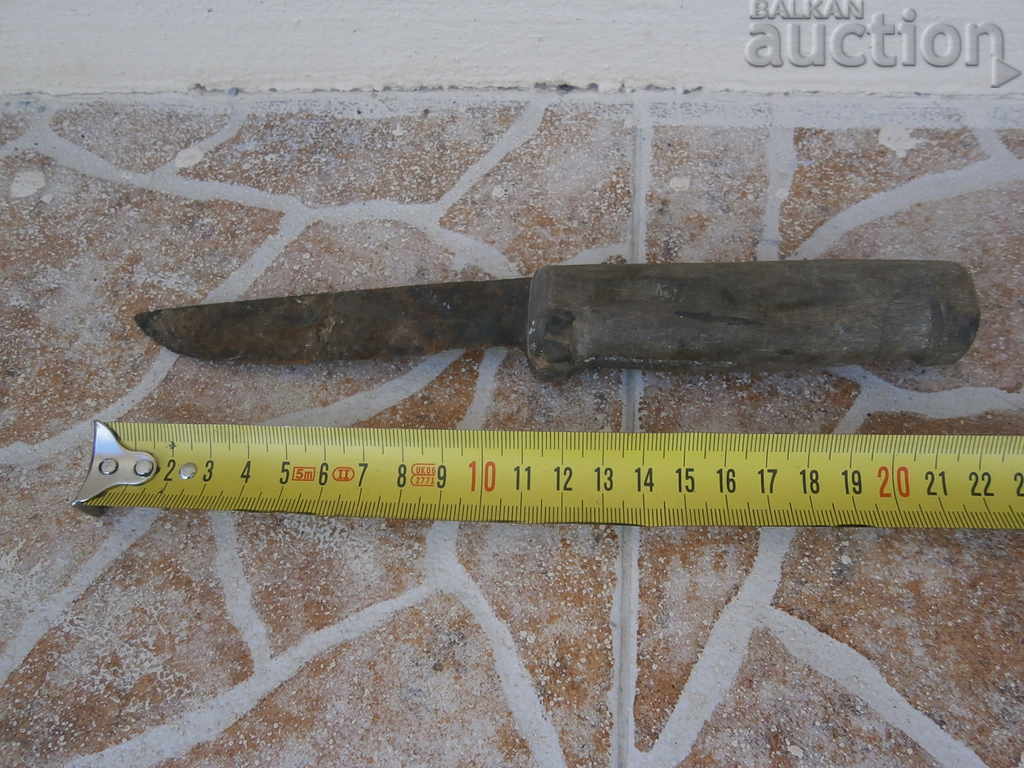 Licitație cuțit antic