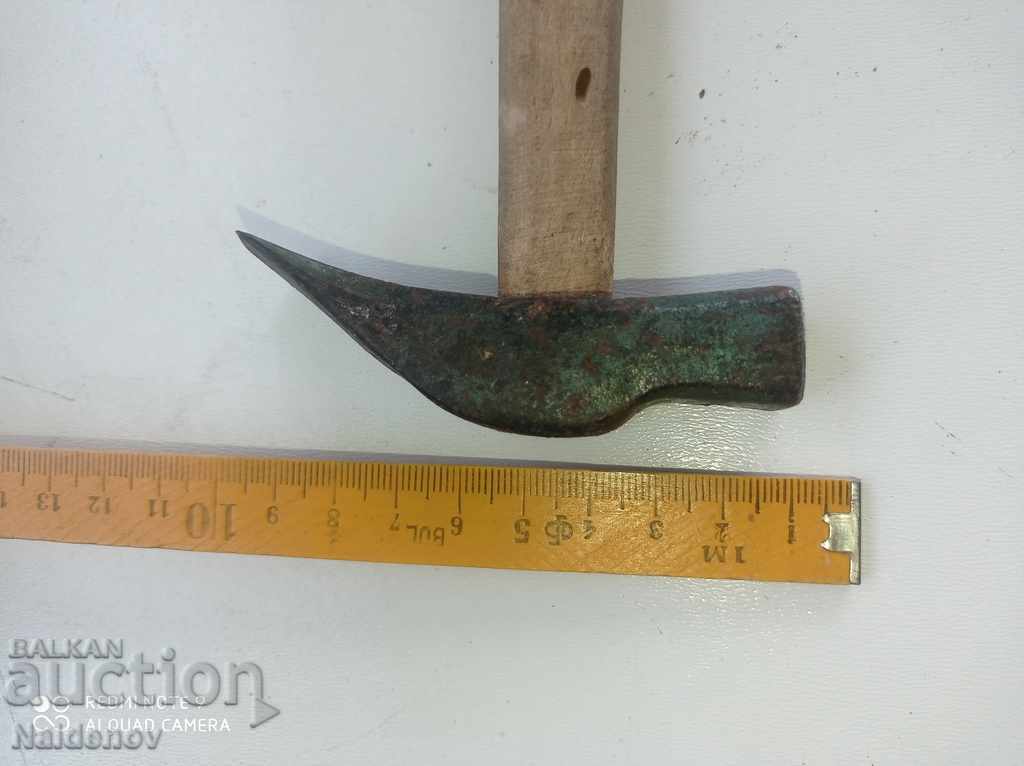 An old hammer from Soca shoemaker with price 30.00 BGN | € 15.34 An old hammer from Soca shoemaker with price 30.00 BGN | € 15.34