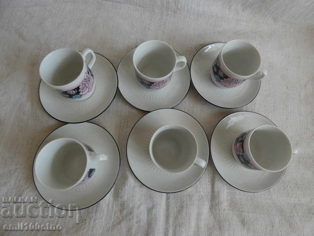 Delivery of Porcelain coffee service Boris Kidric Yugoslavia Delivery of Porcelain coffee service Boris Kidric Yugoslavia