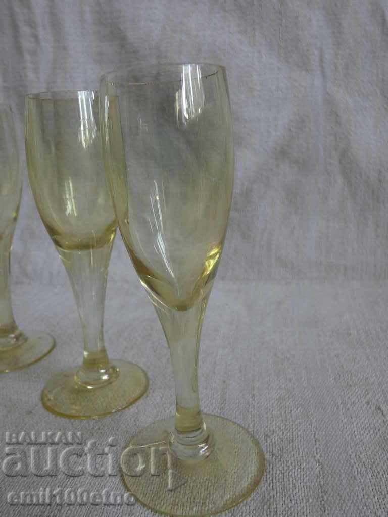 Aperitif cups 5 pieces of thin glass with price 12.00 BGN | € 6.14