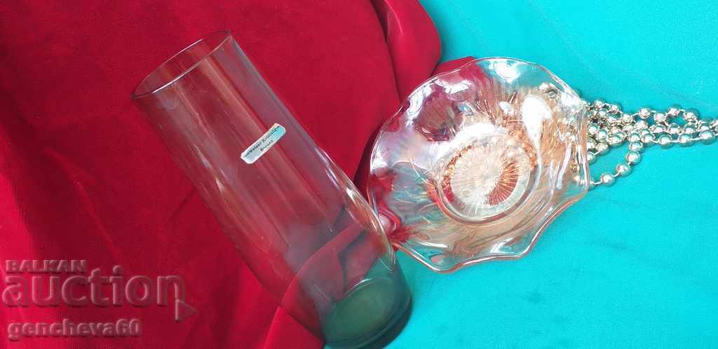 Bomboniere și vază din cristal colorate