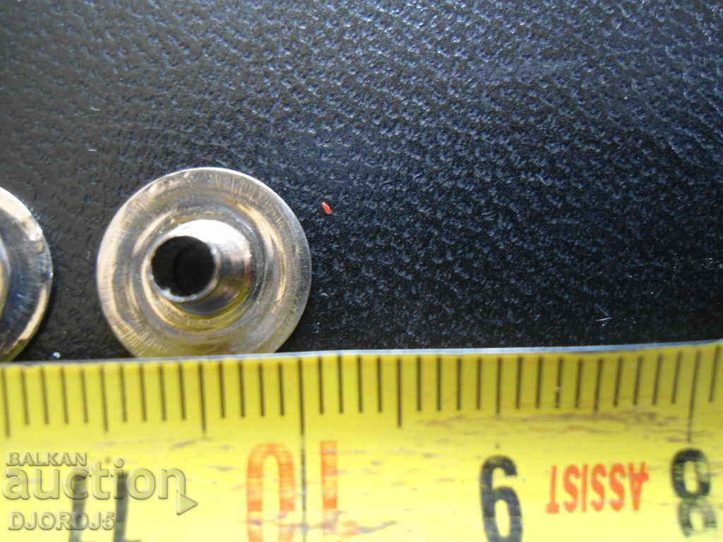 Delivery of Old metal eyelets, 50 pieces Delivery of Old metal eyelets, 50 pieces
